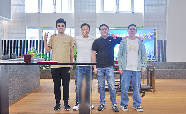 चीन NINGBO DEEPBLUE SMARTHOUSE CO.,LTD कंपनी प्रोफाइल