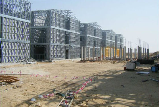 3 मंजिला पूर्वनिर्मित अपार्टमेंट भवन हल्के स्टील फ्रेम हाउस Lgs निर्माण