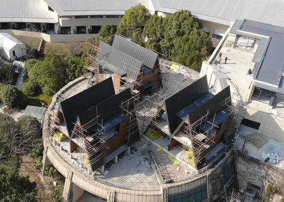 पूर्वनिर्मित मॉड्यूलर होम लकड़ी का डिजाइन चक्रवात प्रतिरोधी बंगला किट घर तेजी से निर्माण