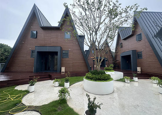 कैंपिंग के लिए लाइट स्टील फ्रेम निर्मित घरों किट के साथ पूर्वनिर्मित ए फ्रेम हाउस