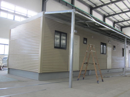 लाइट स्टील पूरी तरह से सजाए गए बंक प्रीफैब्रिकेटेड हाउस / पीले समकालीन मॉड्यूलर होम