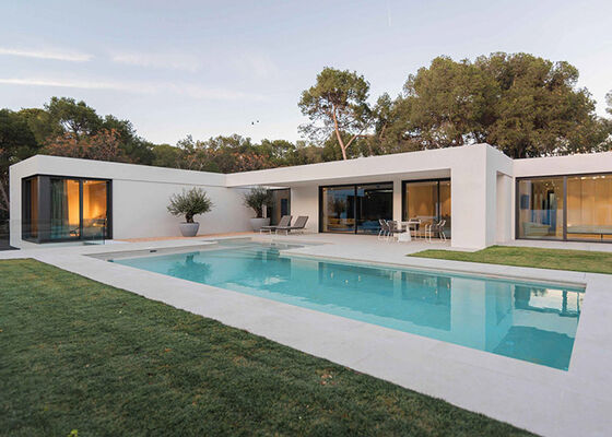 स्विमिंग पूल और हल्के गेज स्टील फ्रेम हाउस किट के साथ एकल परिवार पूर्वनिर्मित घर