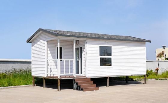 रहने के लिए छोटे यूरोपीय आधुनिक शैली के तह योग्य पूर्वनिर्मित मॉड्यूलर घर