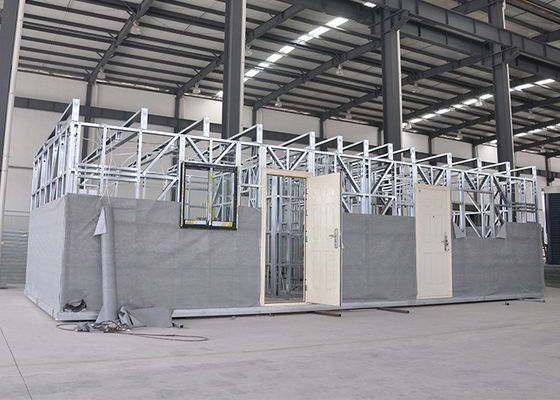 हल्के इस्पात मोबाइल आधुनिक कंटेनर घर पूर्वनिर्मित घर सफेद एक परत का घर