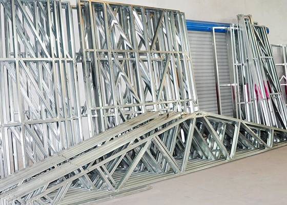 China White Moisture Proof Construction Steel Metal  Shelters / Car Sheds With Light Steel Frame