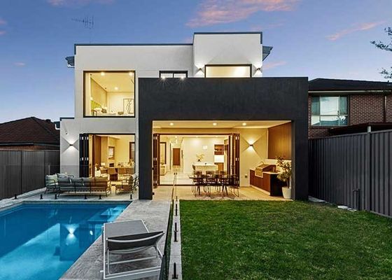 अनुकूलित आकार और ईपीएस/रॉक वूल/पीयू सैंडविच पैनल छत के साथ 2 बेडरूम प्रीफैब हाउस